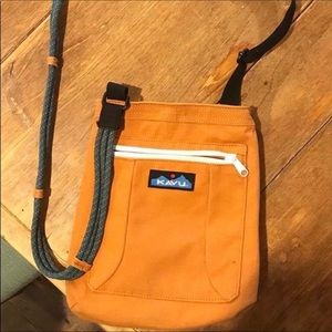 Kavu Crossbody